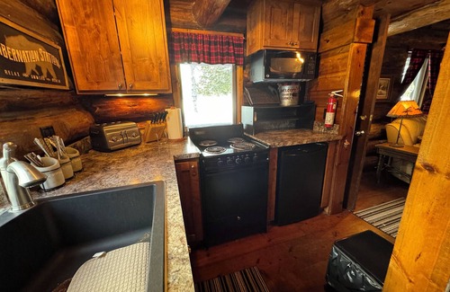 Drummond Cabaña | Drummond Island Hotel & Vacation Homes - Hermitage Cottage