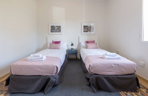 Hispanoamerica Chalet De Esquí | Chalet Duplex - 3BD 2BT - Chamartin/Bernabeu