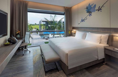 Tampines Hotel | Dusit Thani Laguna Singapore