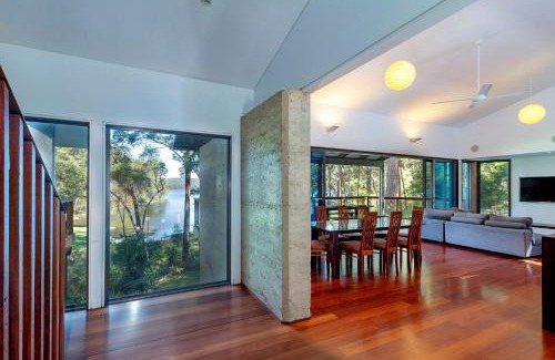 Smiths Lake Casa | Dux Nutz