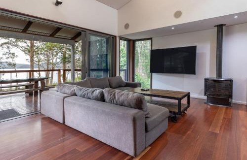 Smiths Lake Casa | Dux Nutz