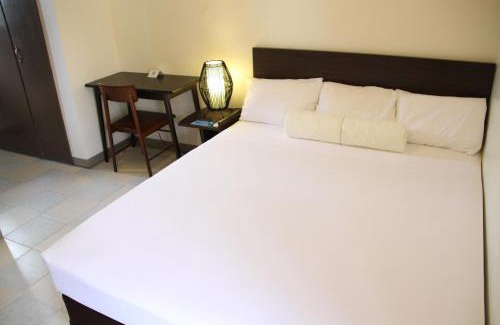 Koror Hotel | DW Motel