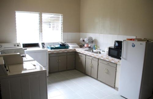 Koror Hotel | DW Motel
