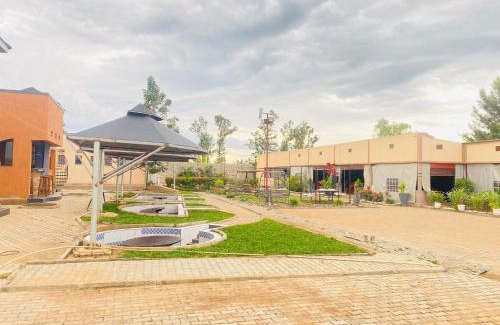 Eastern Region Hotel | Dyvan Lounge & Cottages