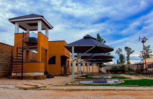 Eastern Region Hotel | Dyvan Lounge & Cottages