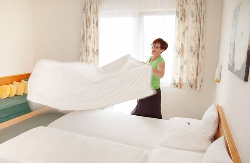 Bad Waltersdorf Casa | DZ Märchenwald ab 7 Nächte Halbpension - Hotel-restaurant Teuschler-mogg