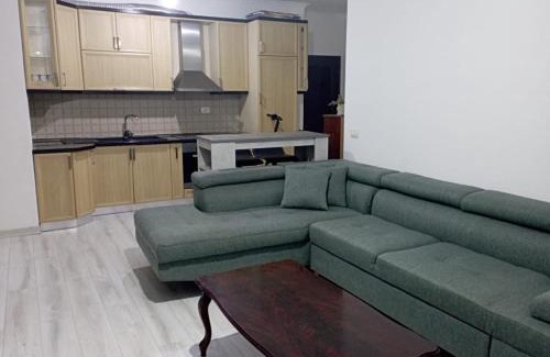 Tirana Apartamento | E&B Cosy Apartment 5
