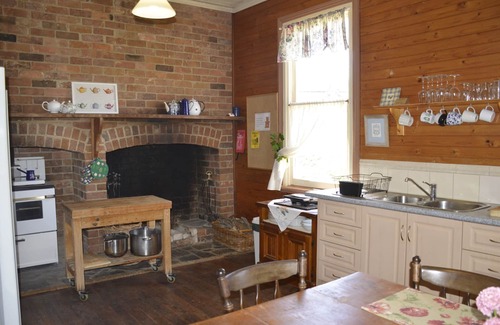 Hill End Casa | Early colonial style homestead [circa 1906]