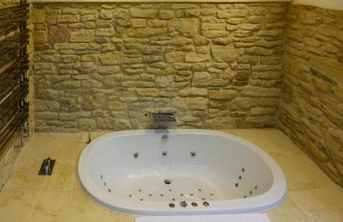 Tytherington Casa | East Barn- Luxury Countryside Home