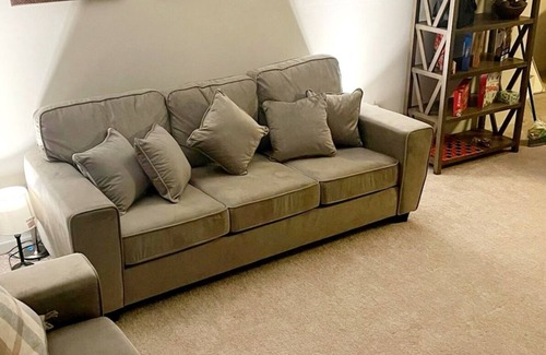 Shirley Apartamento | East End Oasis. Private Fire place , near cider farms and shopping mall