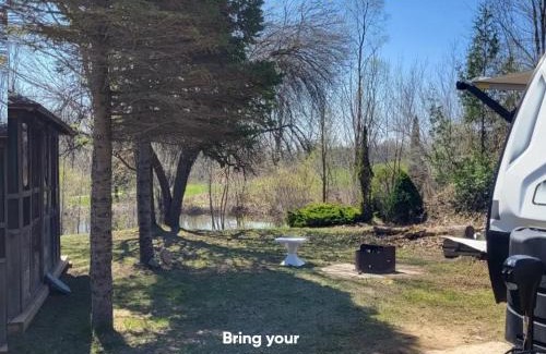 Central Huron Otro | East Pond View Campsite