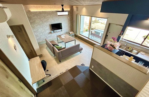 Onomichi Villa | East Villa Shimanami right in front of the sea（petOK,BBQ,Max7,bike,SUP,kayak)