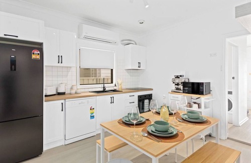 East Corrimal Cabaña | Easts Beach Escape A Relaxed Coastal Cottage