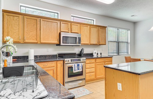 Rio Rancho Casa | Easy ABQ Access: Large Family Home w/ Patio & Yard