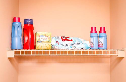 Norcross Apartamento | Easy Access 2beds,1bt luxury kingbed with pool sleeps 4