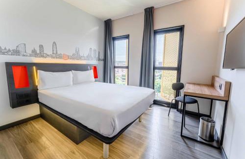 El Port Hotel | easyHotel Barcelona Fira