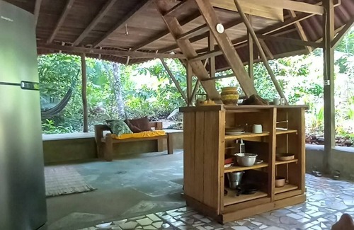 Alter do Chao Cabina | EccoMuna hut, airy and natural.