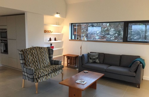 Skinidin Casa | Casa moderna ecológica y amigable con la espalda, impresionantes vistas desde todas las habitaciones, por Dunvegan