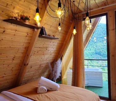 Adjara Hotel | Eco cottage sunrise merisi