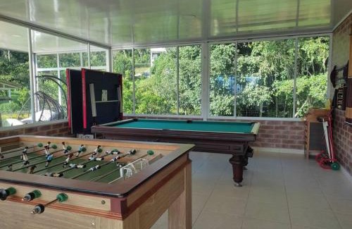 Sasaima Chalet De Esquí | Eco Hotel La Primavera - Cabañas Campestres de Descanso