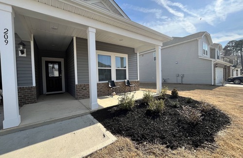 Graham Casa | Eco- Minimal: Pure Living Space in a house