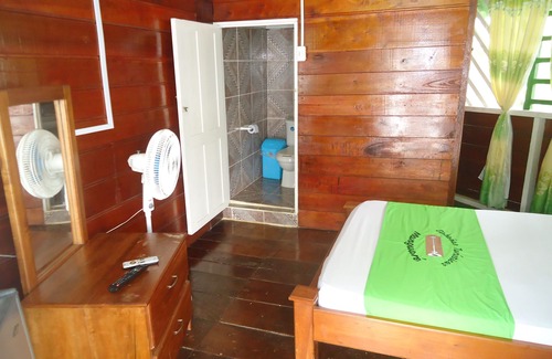 Puerto Narino Hotel | Ecocabañas Manguare