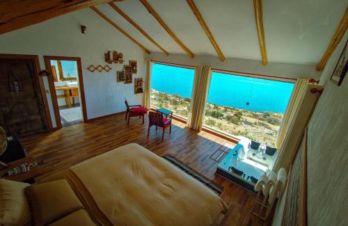 Isla del Sol Cabina | Ecolodge K'arasirca