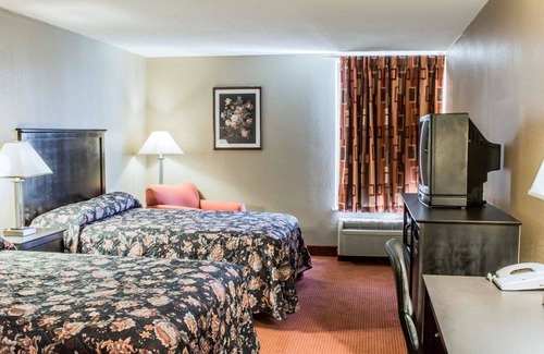 Burlington Hotel | Econo Lodge Burlington I-40