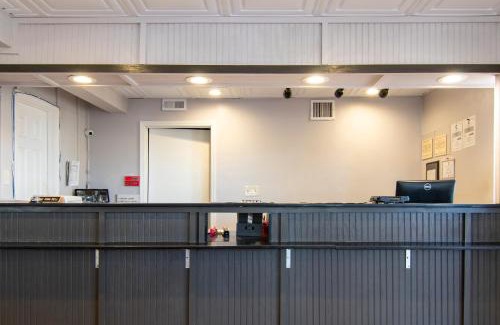 Conyers Hotel | Econo Lodge - Conyers