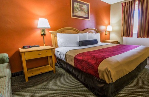 Hermitage Hotel | Econo Lodge