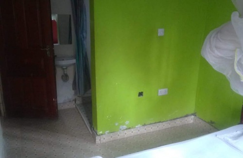 Ugunja Cama Y Desayuno | Eddys Resort