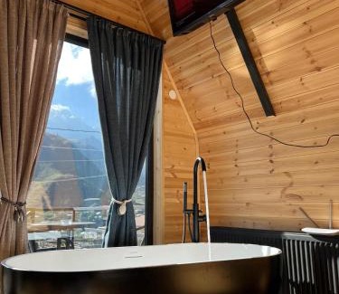 Gergeti Hotel | Edelweiss cottage Kazbegi