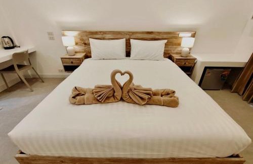 Bophut Hotel | Eden Extend Fisherman's village