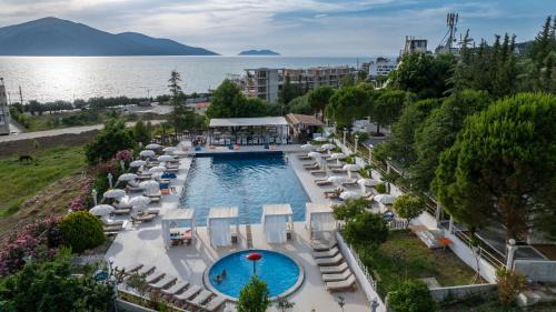 Radhime Hotel | Edva Resort