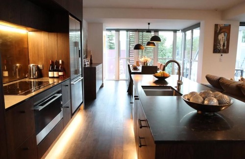 Queenstown City Centre Cabina | Eichardt's Private Hotel