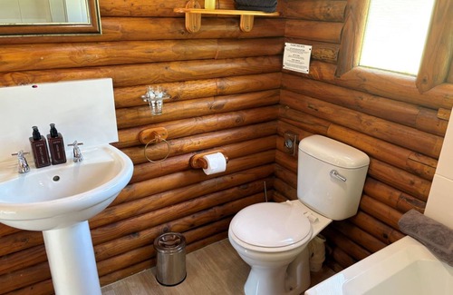 Ruiterbos Hotel | Eight Bells Mountain Inn