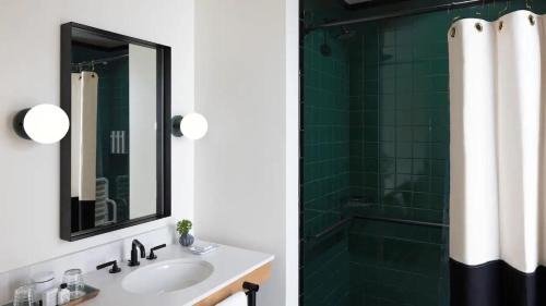 Merced Hotel | El Capitan Hotel