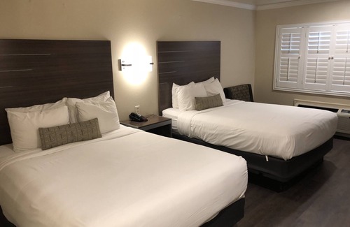 North Fremont Street Hotel | El Castell Motel