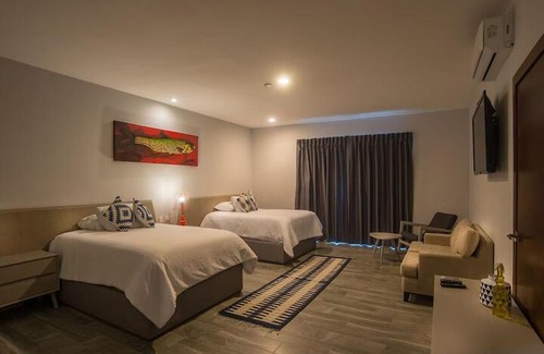 Manzanillo Hotel | El Hotelito Boutique & Galería