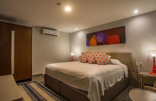 Manzanillo Hotel | El Hotelito Boutique & Galería