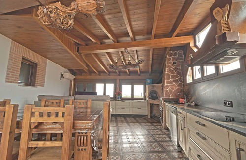 Titulcia Chalet De Esquí | El Mirador de Bayona