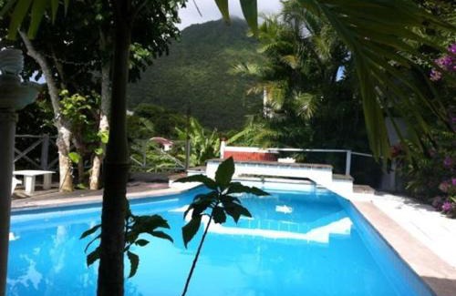 Windward Side Hotel | El Momo Cottages