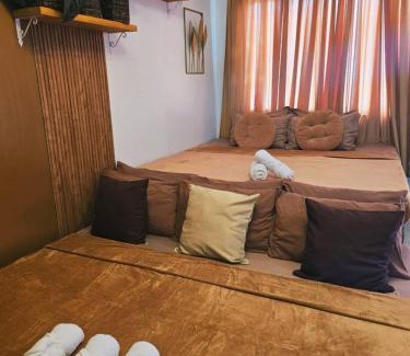 Balibago Apartamento | El Nissi Staycation, FAMILY CABIN, CONTEMPORARY CABIN, Enchanted Kingdom