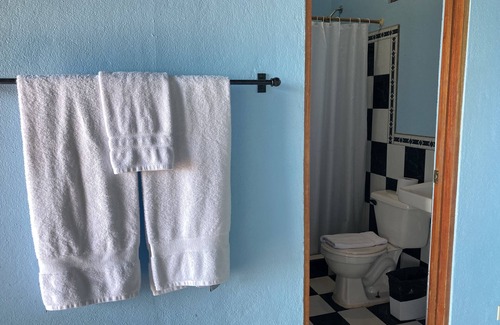 Ciudad Cortés Hotel | El Paraiso Azul
