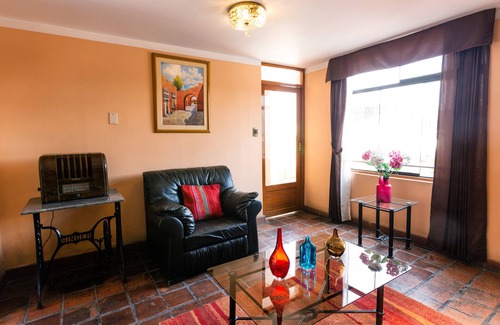 Centro histórico Hotel | El Portal de San Lázaro