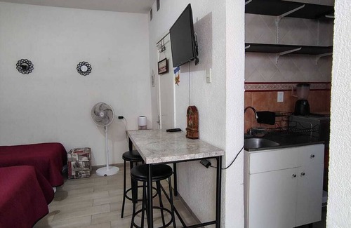 Coyoacán Apartamento | El Rinconcito estudio baño-cocina privados, Coyoacán Country Club, zona segura.