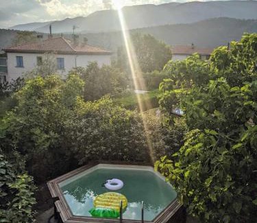 Corneilla-de-Conflent Apartamento | El Solà - Appartement avec accès piscine et jardin