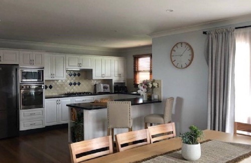 Old Bar Casa | Elanora, TOP NOTCH, Par EXCELLENCE