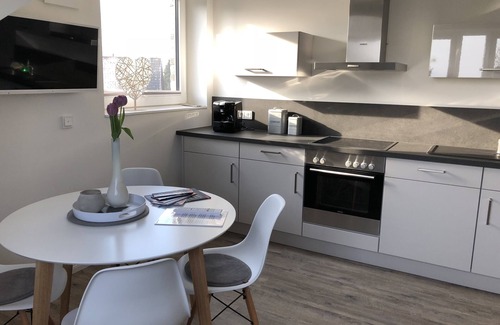 Allermohe Condominio | Elbblick 2, NEW, very modern apartments on the Dove Elbe, close to the city center