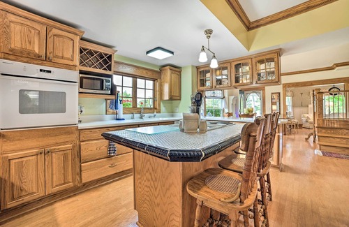 Alden Casa | Elegant 1905 Home: Steps to Torch Lake & Dtwn